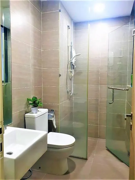 Apartment Flexihome Studio Newly Renovate - 1 Queen 2 Single Petaling Jaya