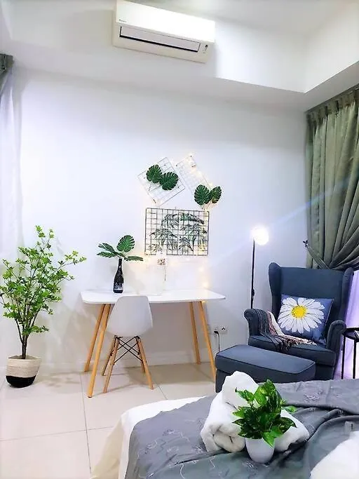 Apartment Flexihome Studio Newly Renovate - 1 Queen 2 Single Petaling Jaya