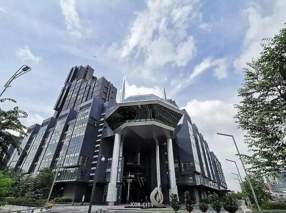 Apartment Flexihome Studio Newly Renovate - 1 Queen 2 Single Petaling Jaya