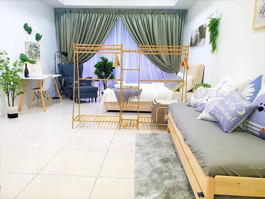Flexihome Studio Newly Renovate - 1 Queen 2 Single Petaling Jaya